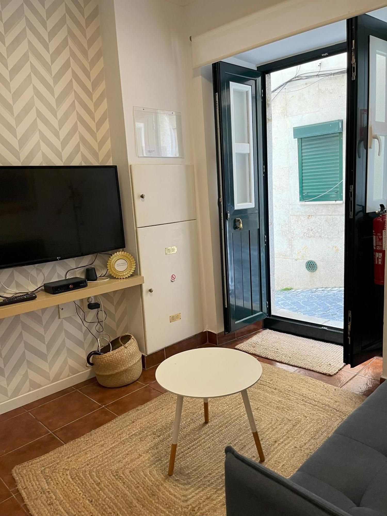 Regueira Gold Com Terraco Apartment Lisboa Екстериор снимка